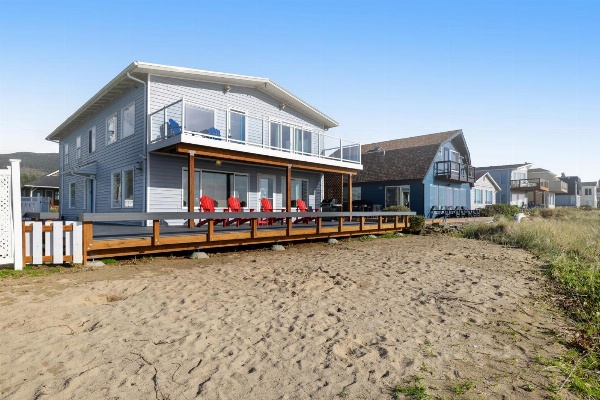 Ace's Beach House image 5