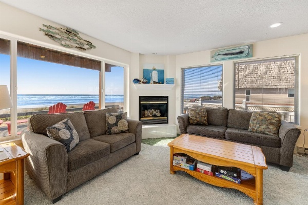 Ace's Beach House image 7